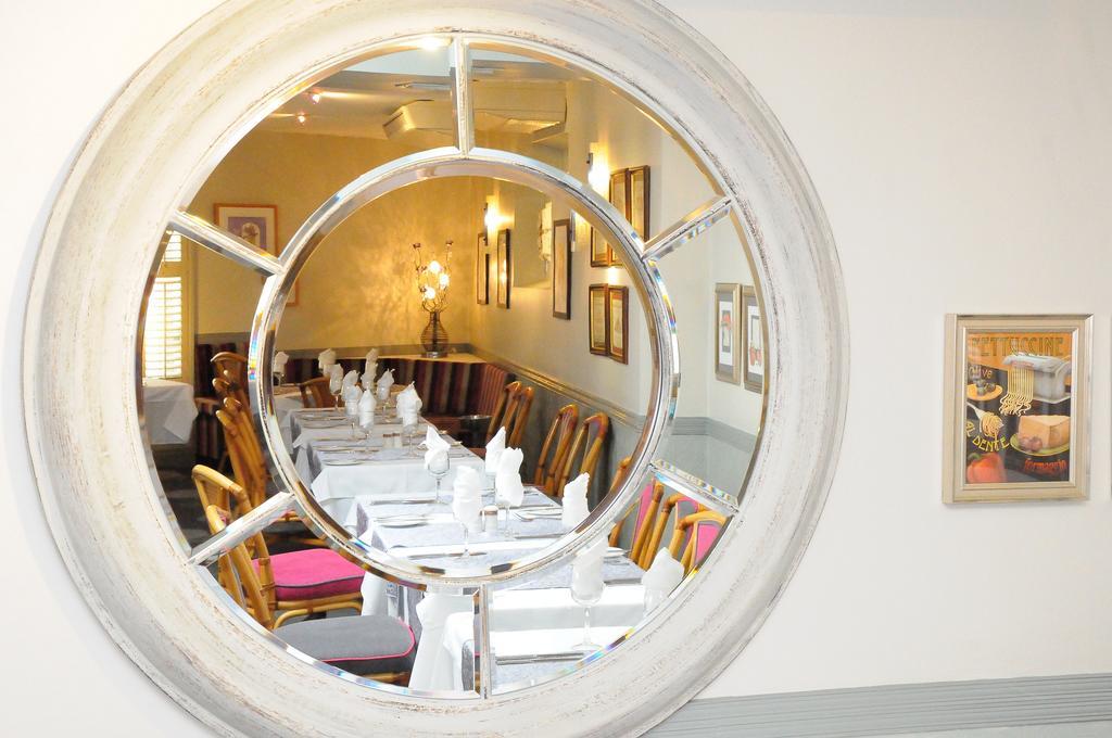 Dolphin Hotel Gorey Extérieur photo